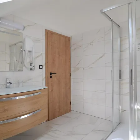 Zajecak Guest house *